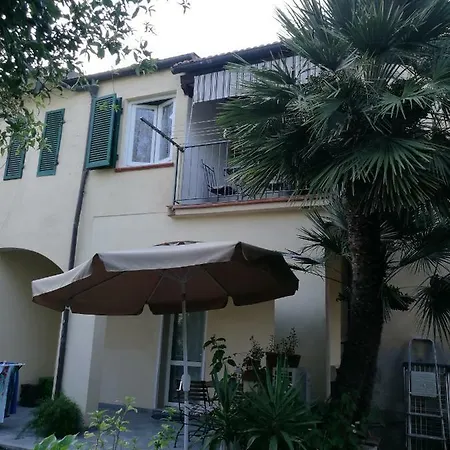A Casa Di Arianna Apartment Portoferraio Exterior photo